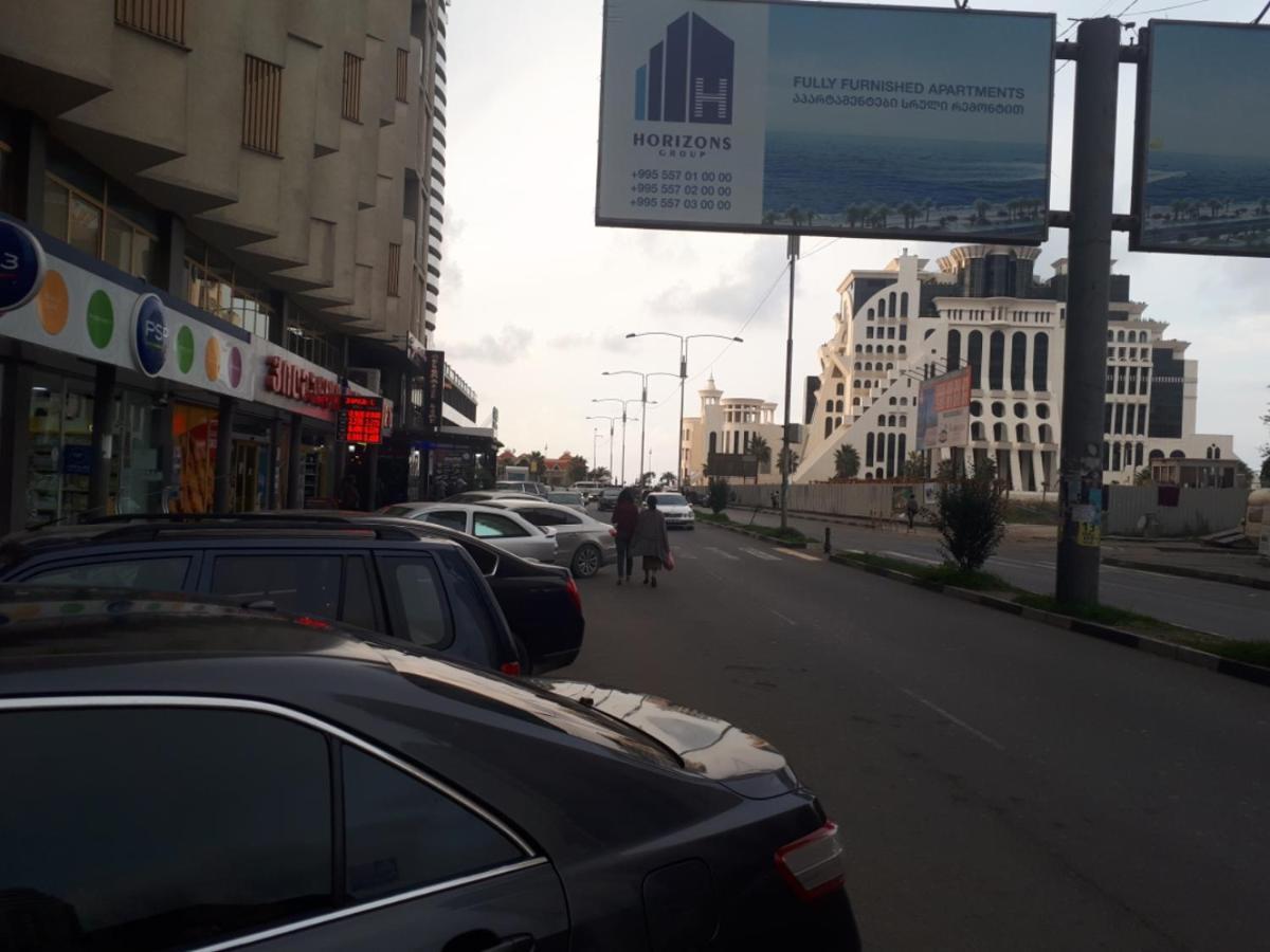 Apartament Premium Klass Apartment Batumi Bagian luar foto