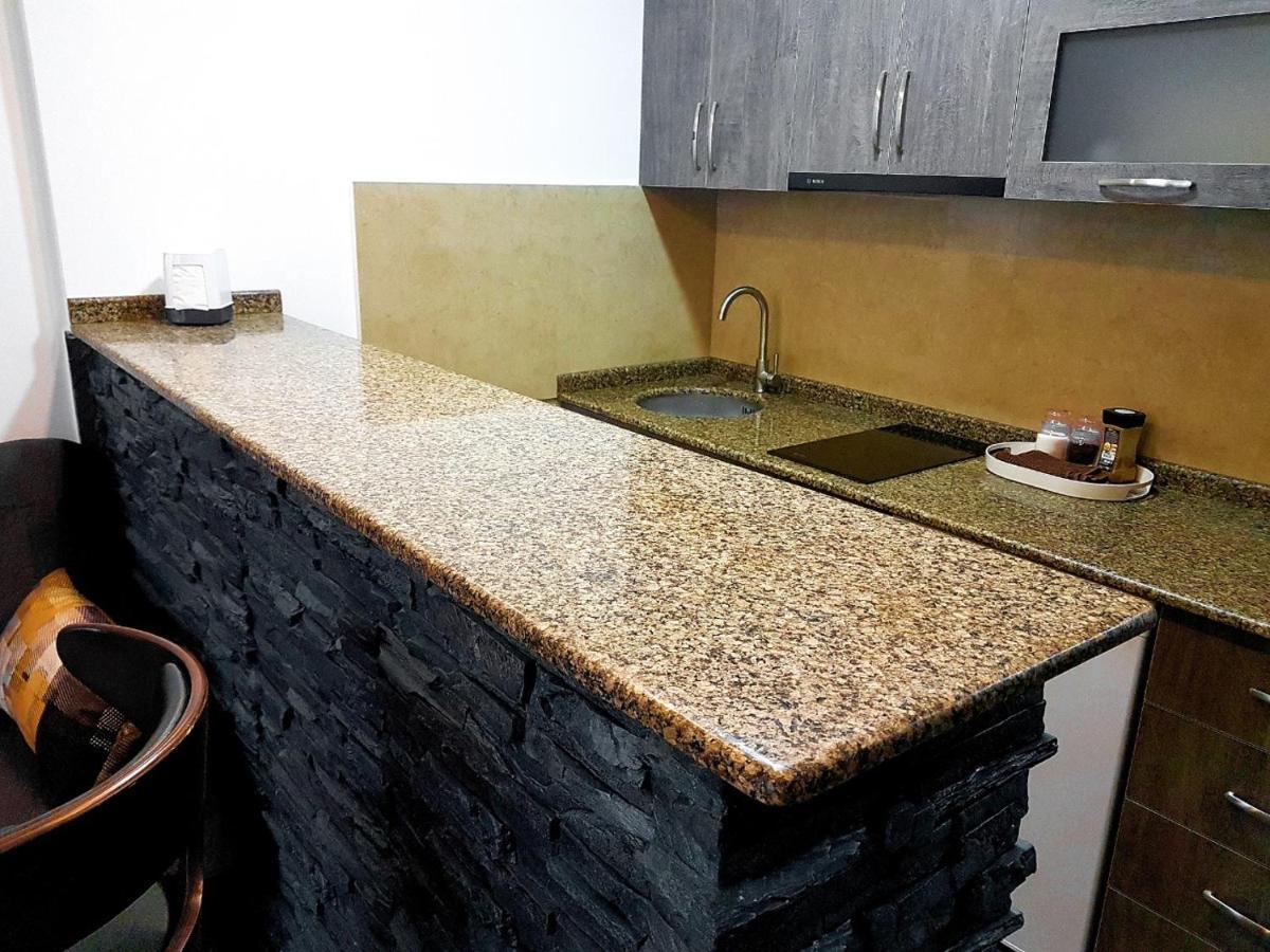 Apartament Premium Klass Apartment Batumi Bagian luar foto